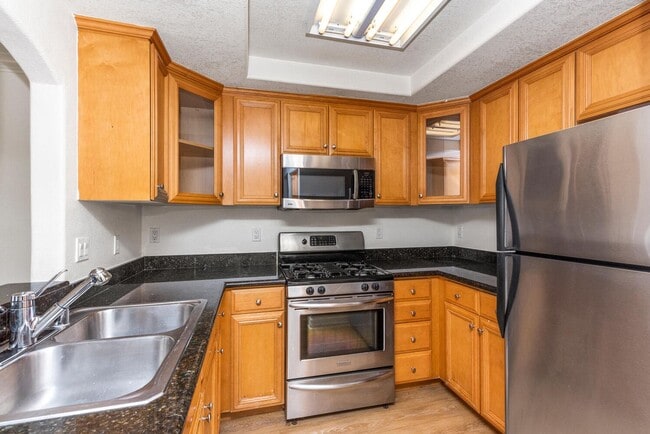 5034 Los Morros Way in Oceanside, CA - Building Photo - Building Photo