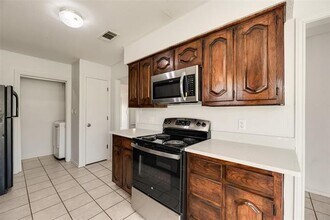 9625 Cherry St in Frisco, TX - Building Photo - Building Photo