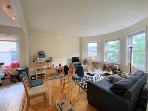 281 Harvard St, Unit 32 in Cambridge, MA - Building Photo - Building Photo