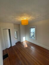 65 Hancock St, Unit 1 in Somerville, MA - Foto de edificio - Building Photo