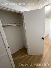 2039 Ottawa St in Leavenworth, KS - Building Photo - Building Photo