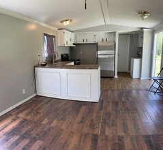 5942 MS-4 in Holly Springs, MS - Building Photo - Building Photo