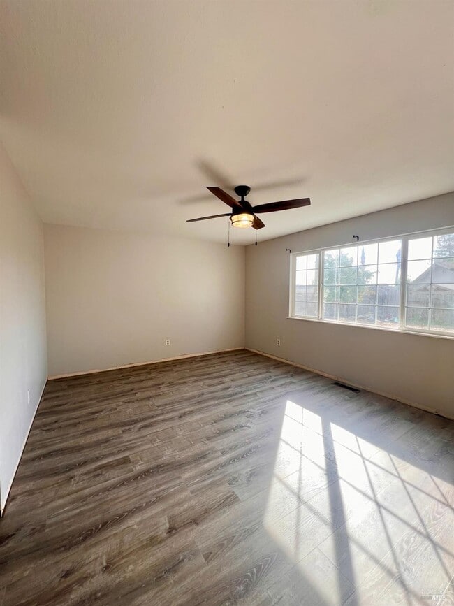 property at 1569 Golf Course Dr