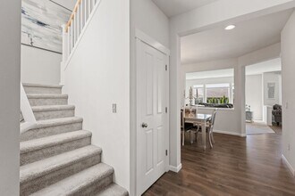 9798 15th St SE in Lake Stevens, WA - Building Photo - Building Photo