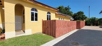 2501 NE 41st Terrace in Homestead, FL - Building Photo - Building Photo