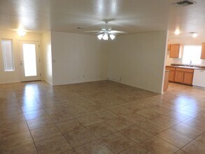 3936 E Potter Ave in Kingman, AZ - Building Photo - Building Photo