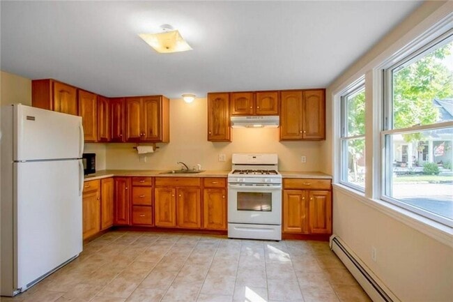 105 McEwen St in Warwick, NY - Building Photo - Building Photo