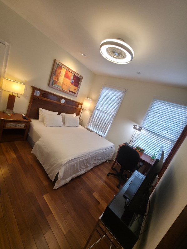 18501 Owl Run Way in Germantown, MD - Building Photo - Building Photo