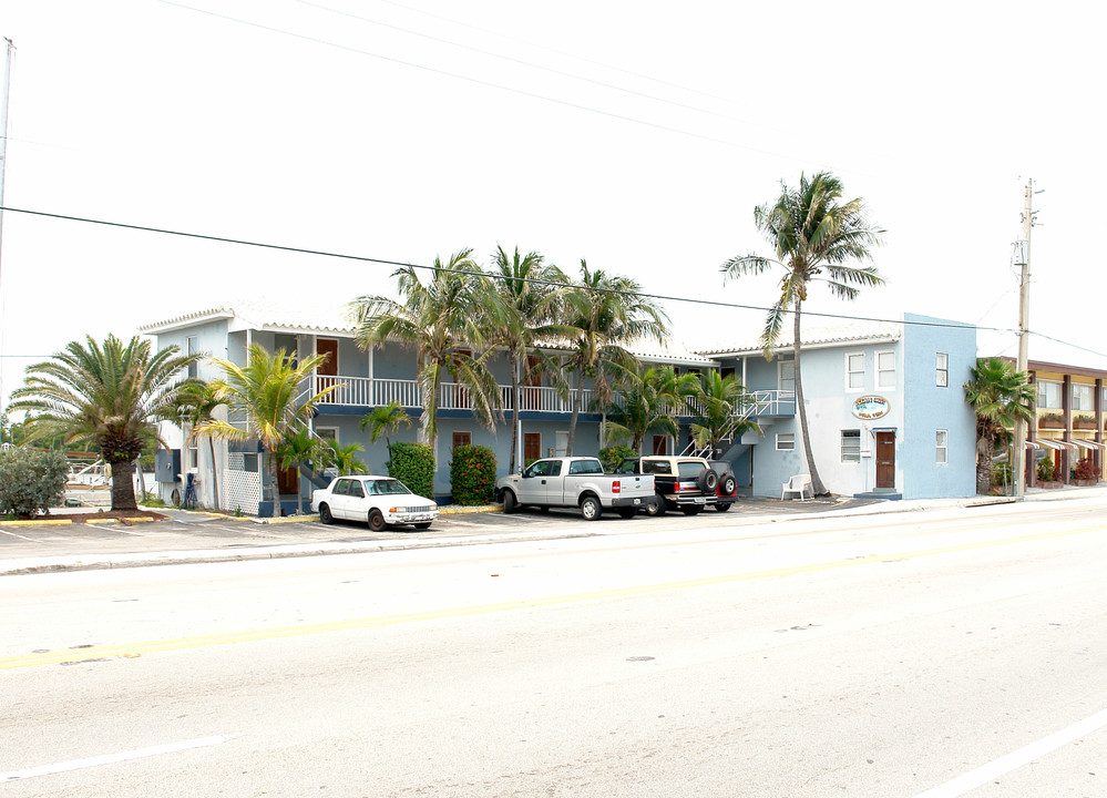 1510 N Ocean Dr in Hollywood, FL - Foto de edificio