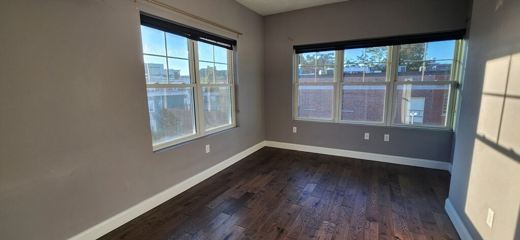 41 Saratoga St, Unit #4F in Boston, MA - Building Photo