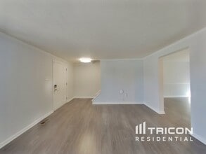 108 Stonegate Dr in Frederick, MD - Foto de edificio - Building Photo