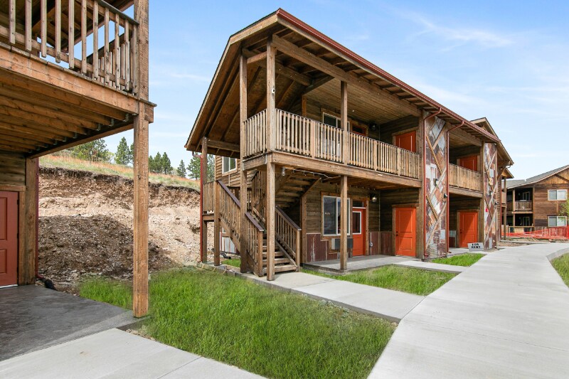 6248 Three Needles Ln, Unit 203 in Lolo, MT - Building Photo