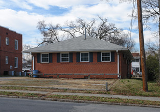 409 N Spring St in Greensboro, NC - Building Photo - Building Photo