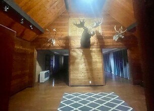 12622 S Leo Ln in Wasilla, AK - Building Photo - Building Photo