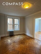 191-13 42nd Ave, Unit 1F in Queens, NY - Building Photo - Building Photo