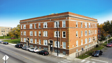 351-357 S Homan in Chicago, IL - Building Photo - Building Photo