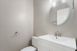 2717 Knollwood Dr in Cameron Park, CA - Building Photo - Building Photo