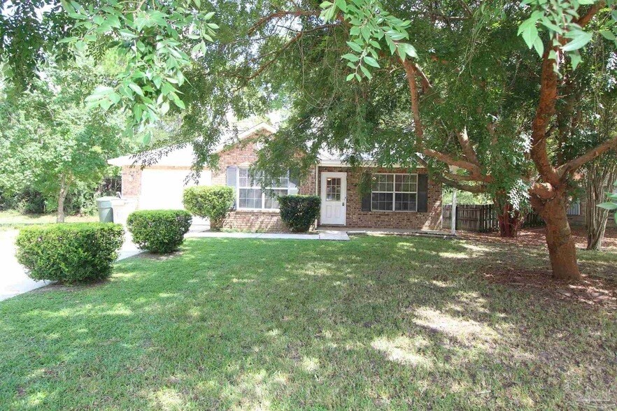 408 Peppertree Terrace in Pensacola, FL - Foto de edificio