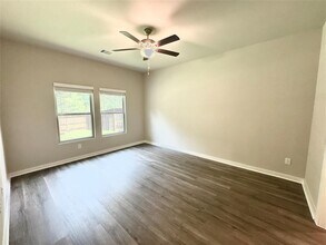 12143 Ridge Top Dr in Conroe, TX - Building Photo - Building Photo
