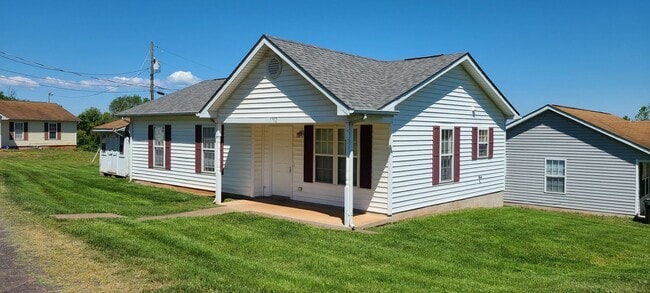 1752 Cypress Dr in Culpeper, VA - Building Photo - Building Photo
