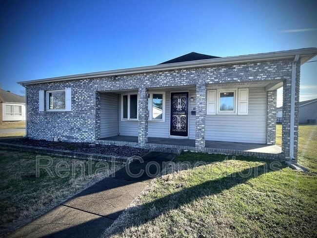 property at 1013 E Carter St