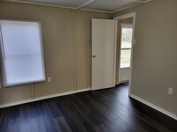 511 Browns Creek Rd photo'