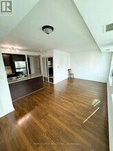 208 Enfield Pl in Mississauga, ON - Building Photo - Building Photo