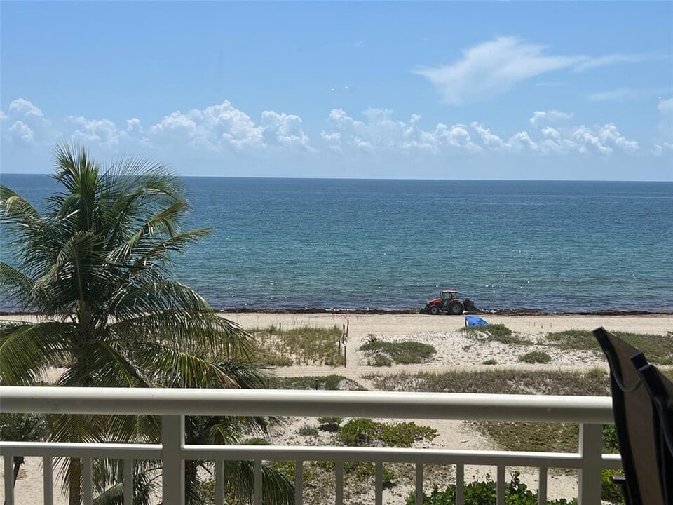 710 N Ocean Blvd, Unit 408 in Pompano Beach, FL - Foto de edificio