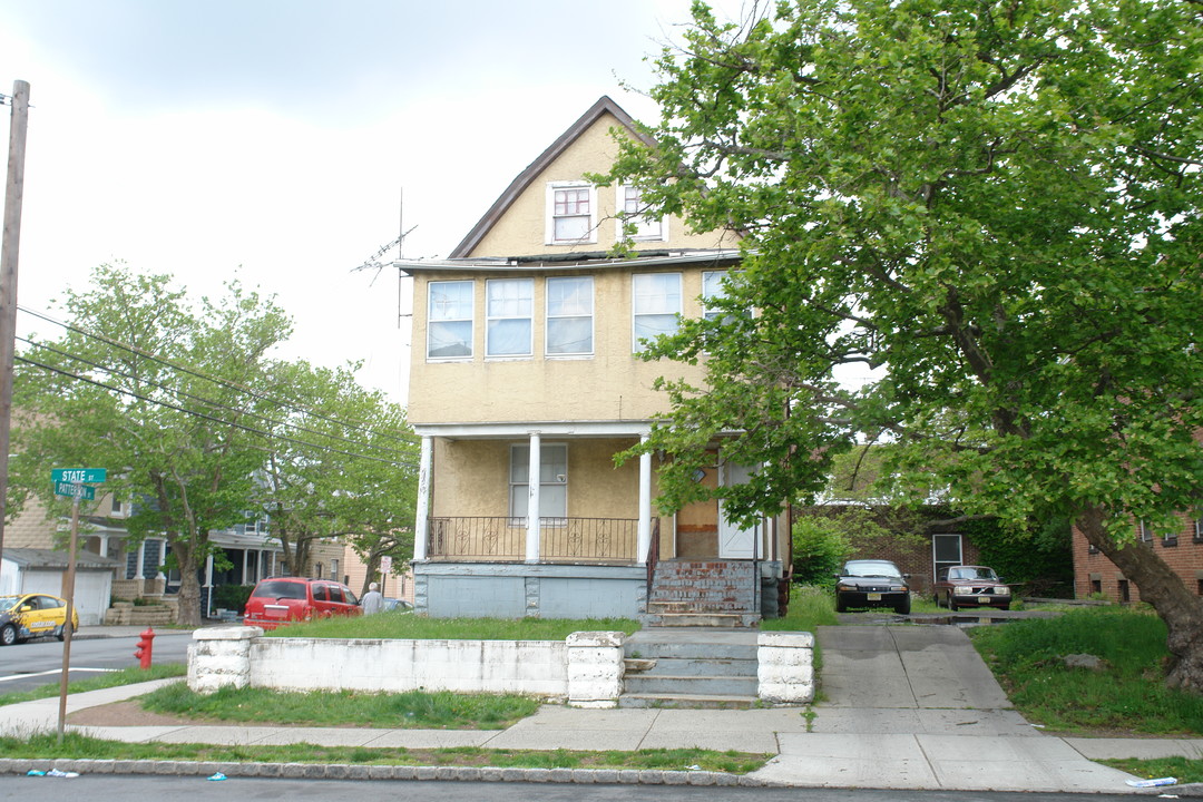 147 State St in Perth Amboy, NJ - Building Photo