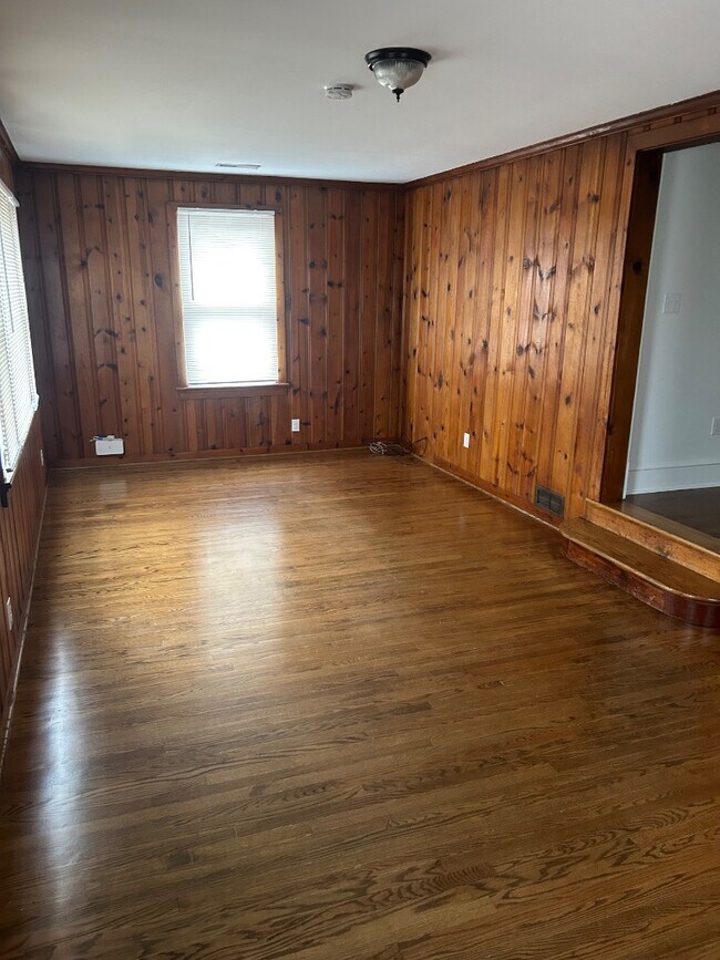 2205 Mayflower Dr in Lynchburg, VA - Building Photo - Building Photo