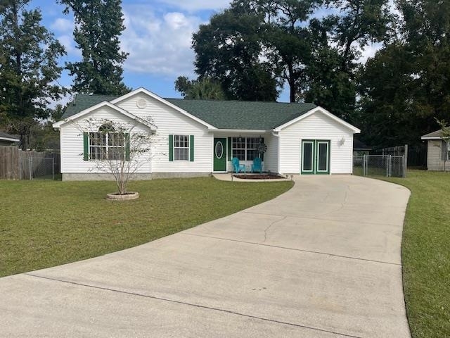 120 Spokan Trail in Crawfordville, FL - Building Photo