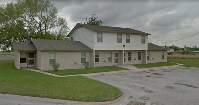 1100 E Santa Rosa Ave in Edcouch, TX - Foto de edificio - Building Photo