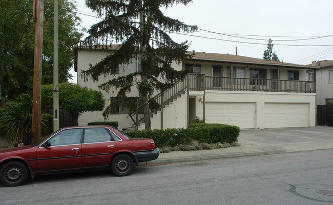 320 Camille Ln in Mountain View, CA - Building Photo - Building Photo