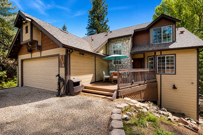 property at 2116 Bernina Dr