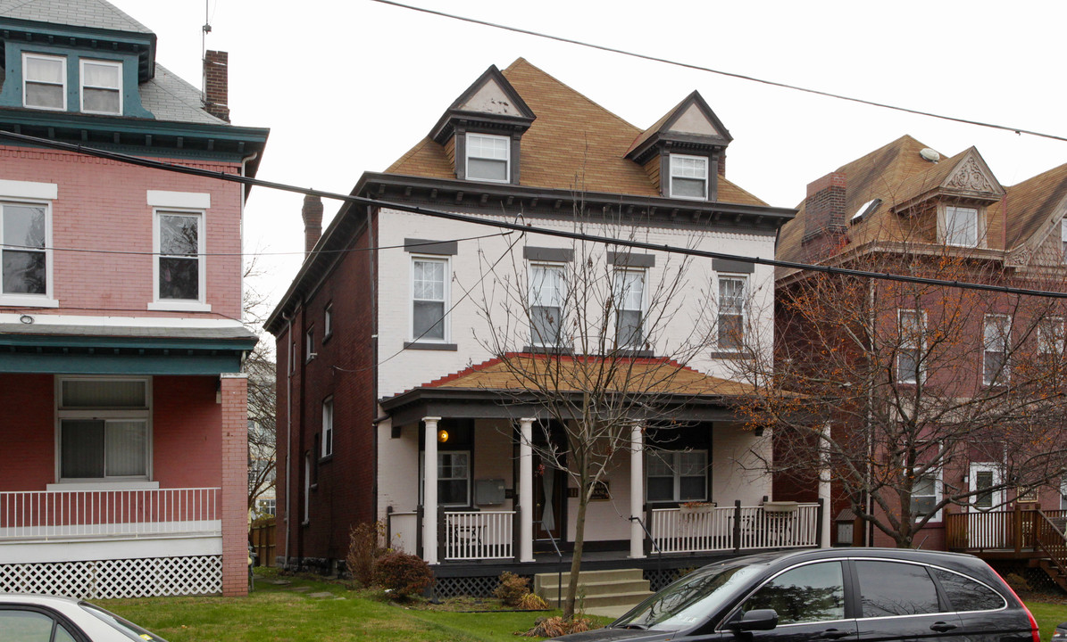 Graham House Apartments in Pittsburgh, PA - Building Photo