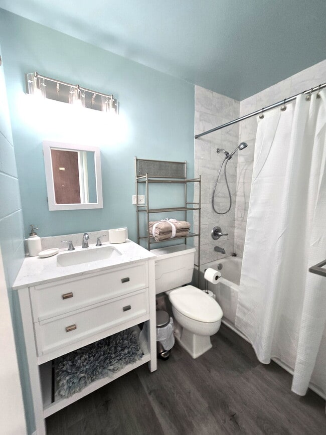 property at 5122 Likini St