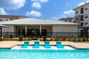 Twelve620 in Houston, TX - Building Photo