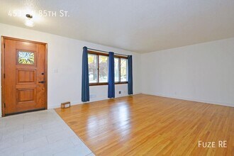 4533 W 85th St in Minneapolis, MN - Building Photo - Building Photo