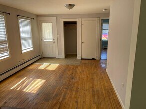 71 Hickok St in Winooski, VT - Building Photo - Building Photo