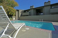 Building Photo - Northwood Apartamentos in Sacramento, California