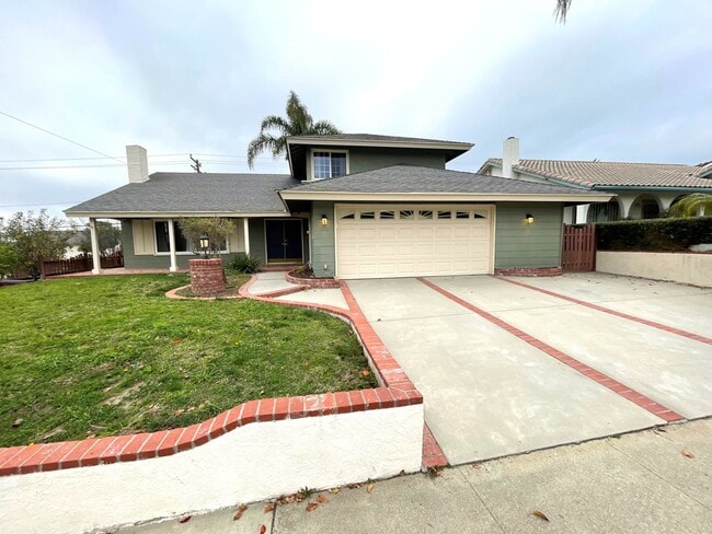 201 Burnett Ave in Ventura, CA - Building Photo - Building Photo