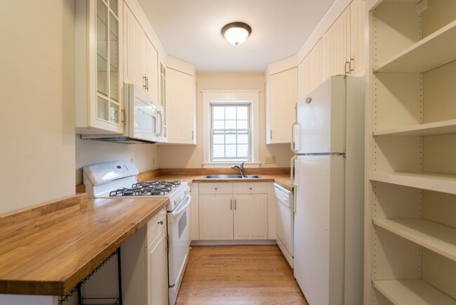 property at 51 Kingston Ave