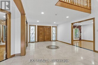 315 Stephanie Blvd in Vaughan, ON - Building Photo - Building Photo