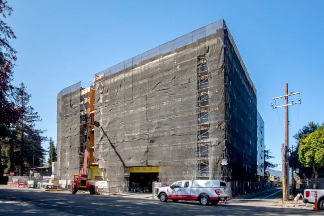 Mesa Terrace in San Jose, CA - Foto de edificio - Building Photo