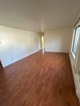 2540 SE Crystal Lake Dr in Corvallis, OR - Building Photo - Building Photo