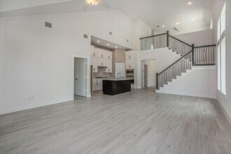 15018 Bonham Shore Dr in Cypress, TX - Foto de edificio - Building Photo