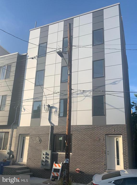 property at 2615 Latona St