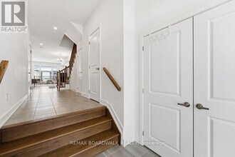 1016 Montelena Rd in Ottawa, ON - Building Photo - Building Photo