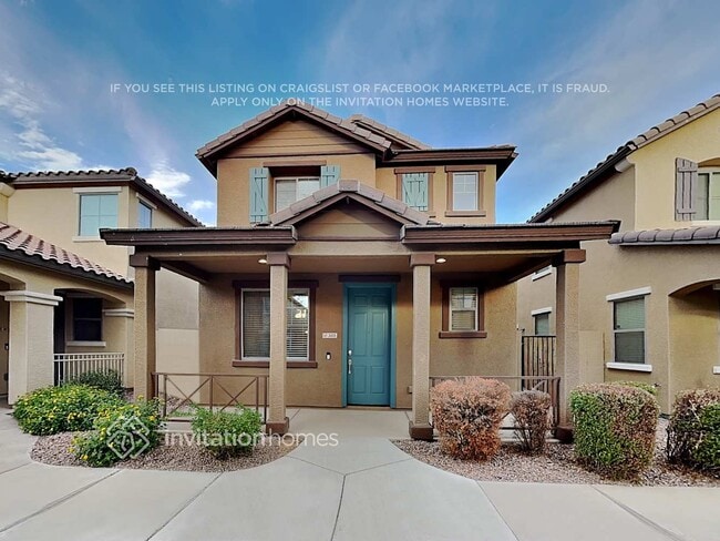 3818 E Trigger Way