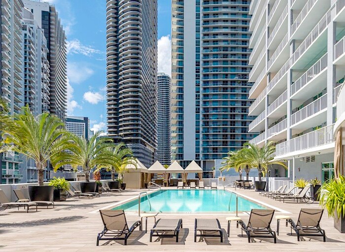 1250 S Miami Ave, Unit 1901 in Miami, FL - Building Photo